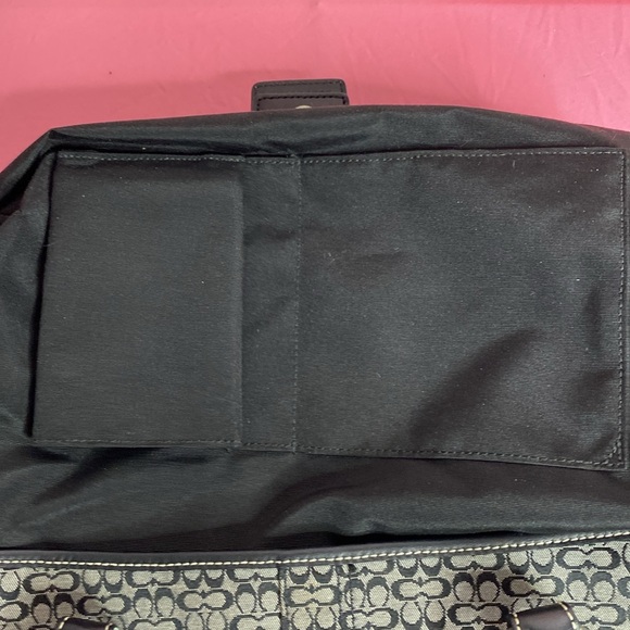 Coach - Picture 6 of 6